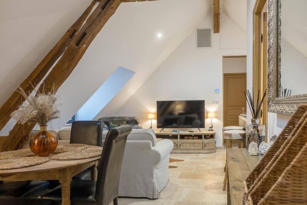 Appartement Lamotte-Beuvron Apartment *